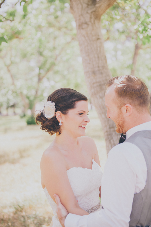 rustic-summer-wedding-at-walnut-grove