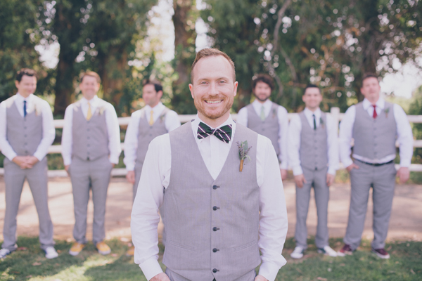 rustic-summer-wedding-at-walnut-grove