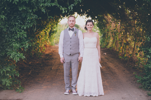 rustic-summer-wedding-at-walnut-grove