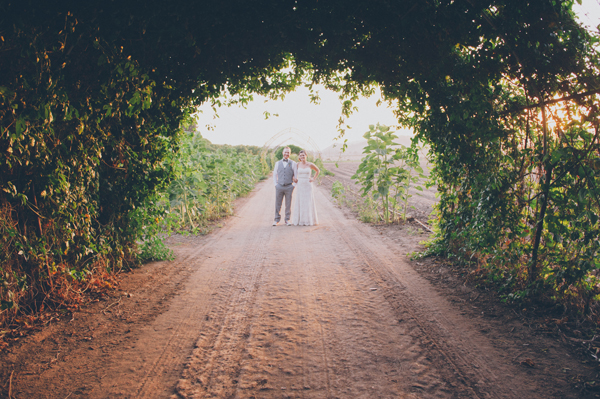 rustic-summer-wedding-at-walnut-grove