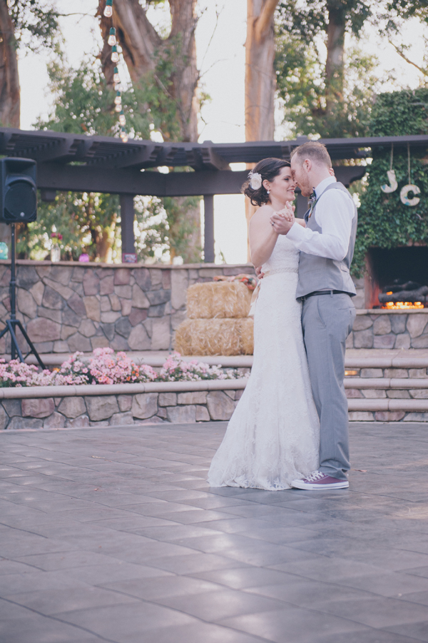 rustic-summer-wedding-at-walnut-grove