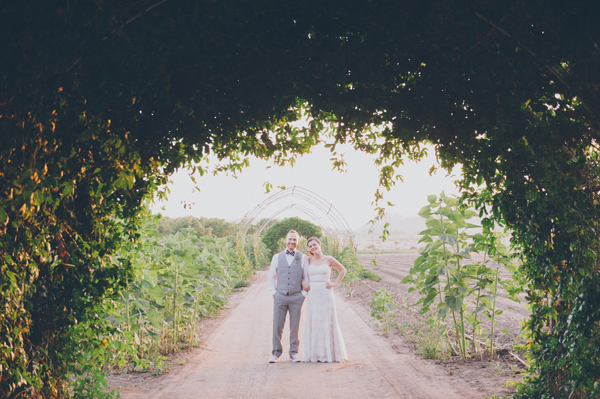 rustic-summer-wedding-at-walnut-grove