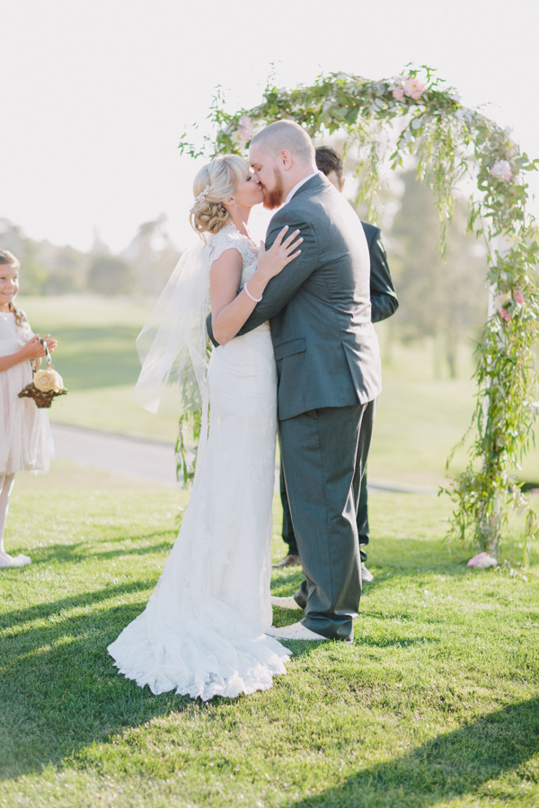 san-diego-light-pink-and-gray-wedding
