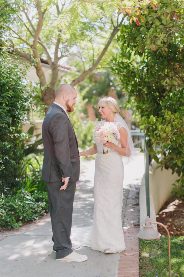 san-diego-light-pink-and-gray-wedding
