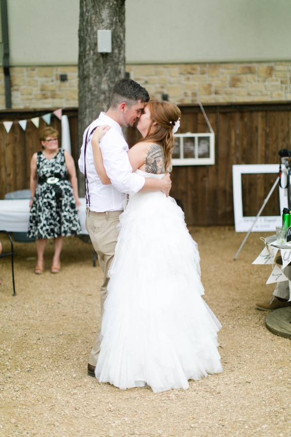 vintage-modern-texas-wedding