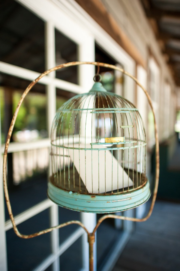 vintage-pastel-wedding-at-radonich-ranch