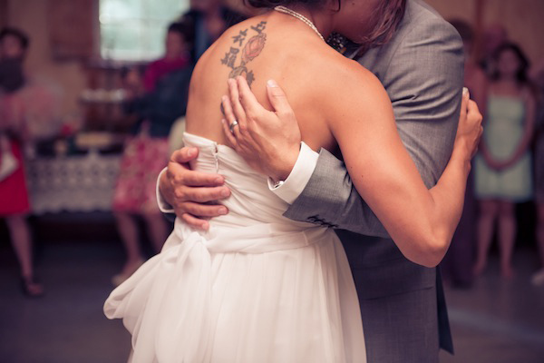 vintage-pastel-wedding-at-radonich-ranch