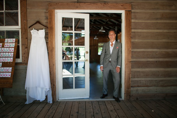 vintage-pastel-wedding-at-radonich-ranch