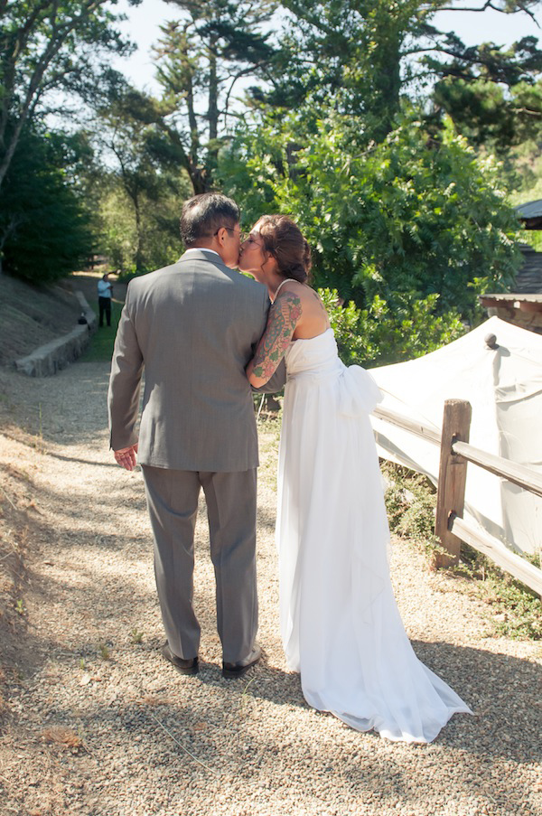 vintage-pastel-wedding-at-radonich-ranch
