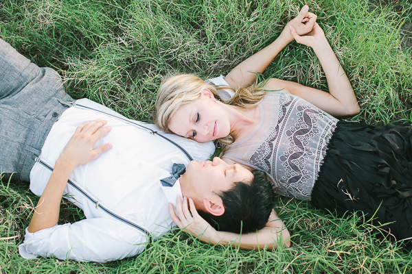 vintage-picnic-engagement-session