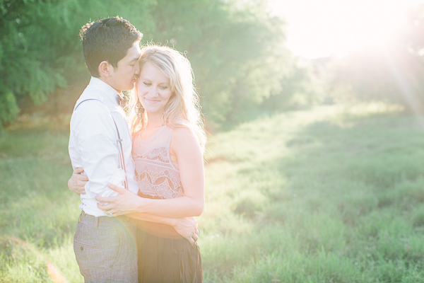 vintage-picnic-engagement-session