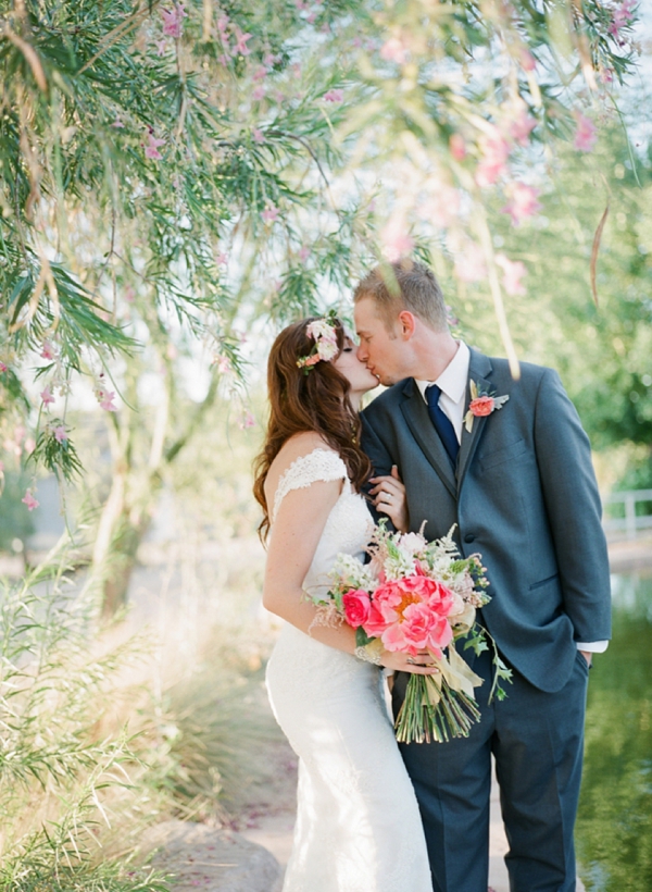 arizona-pink-and-gold-wedding