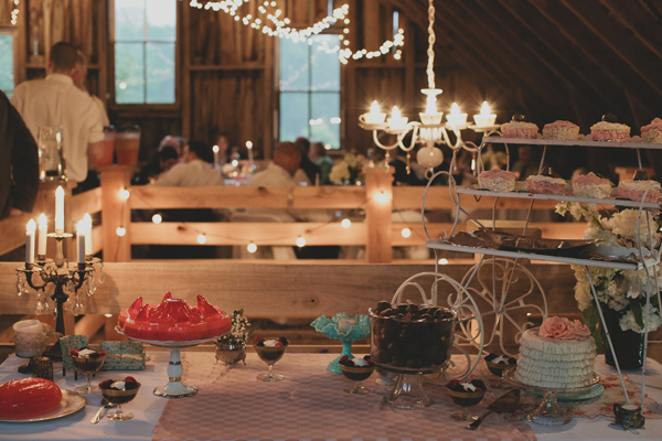 barn-style-tea-party-wedding