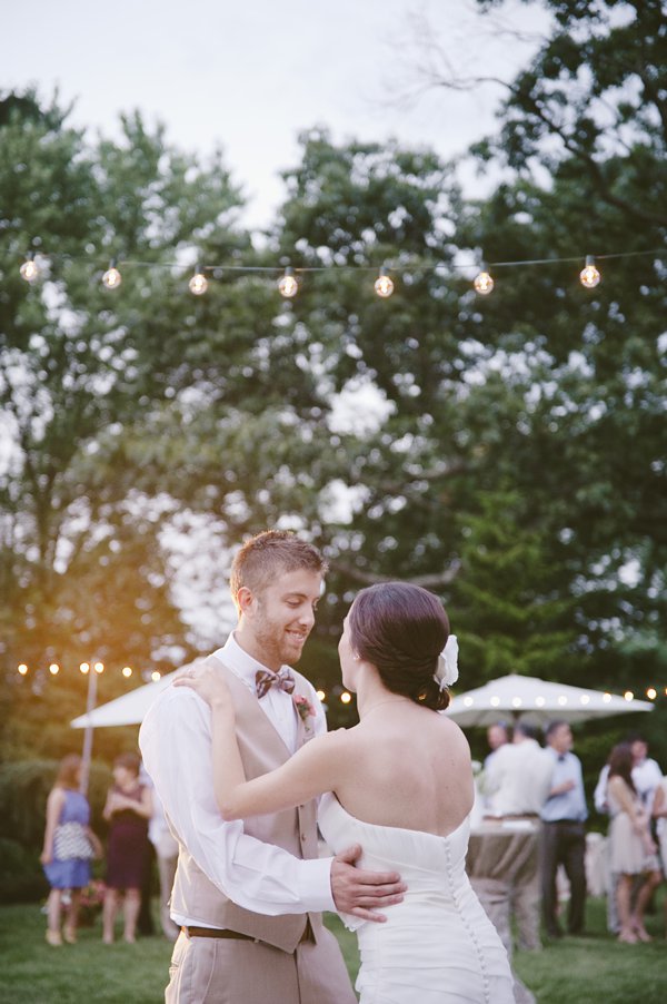 beauteous-backyard-wedding
