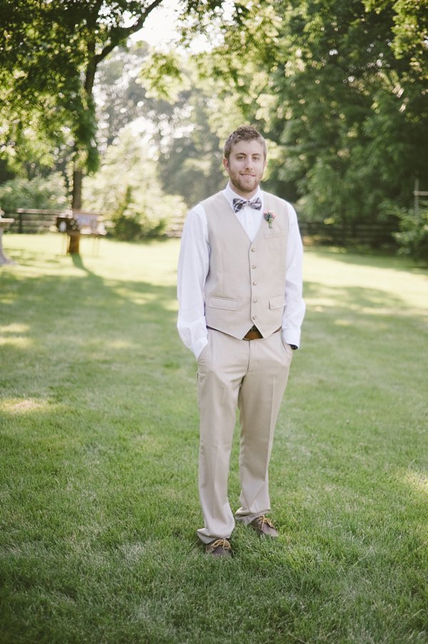 beauteous-backyard-wedding