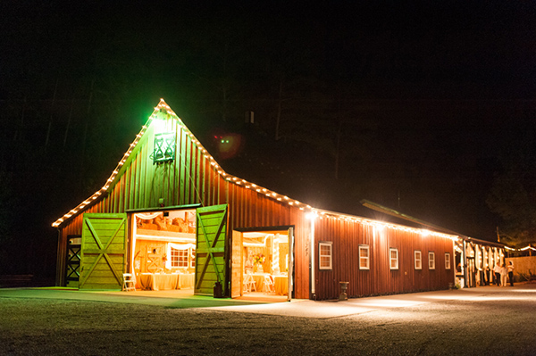 blue-and-green-country-wedding-at