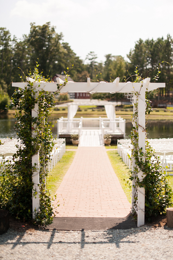 blue-and-green-country-wedding-at