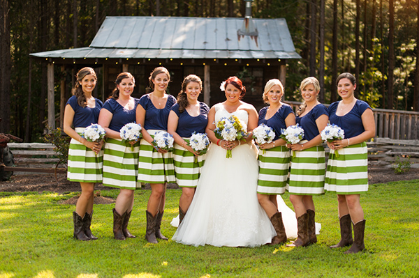 blue-and-green-country-wedding-at