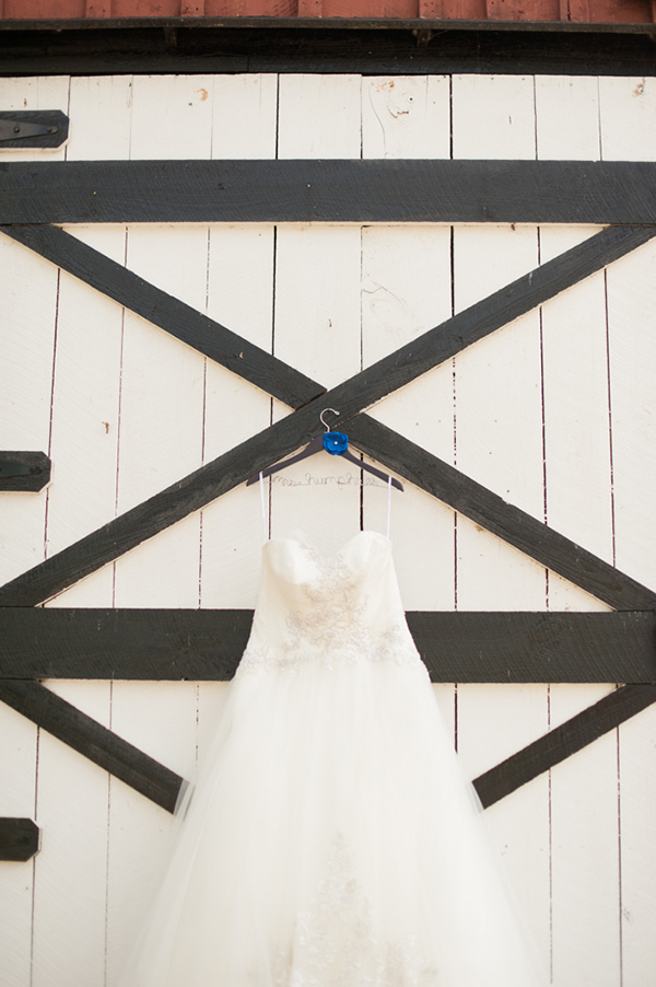 blue-and-green-country-wedding-at