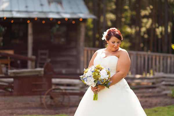 blue-and-green-country-wedding-at
