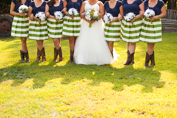 blue-and-green-country-wedding-at