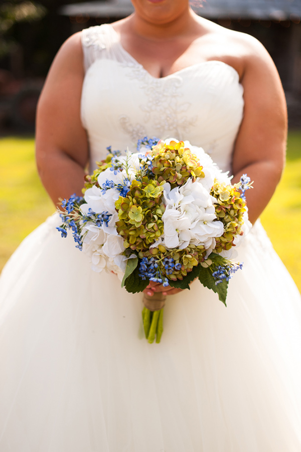 blue-and-green-country-wedding-at