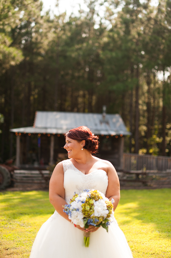 blue-and-green-country-wedding-at