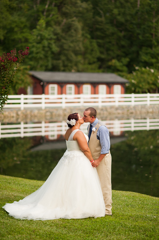 Blue and Green Country Wedding at Shady Wagon Farm