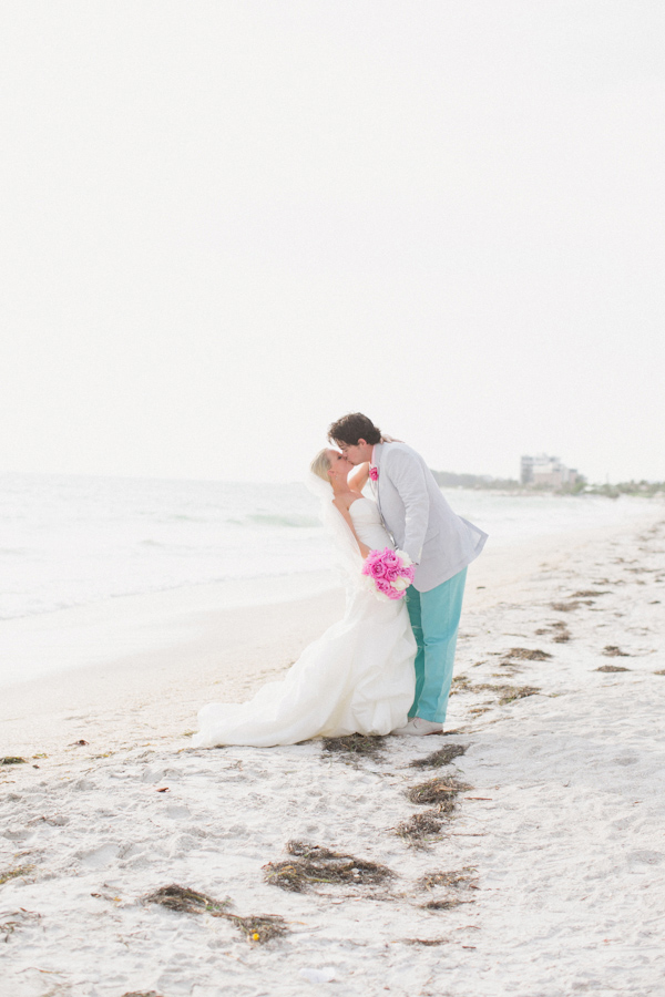breezy-beach-wedding-in-turquoise-and