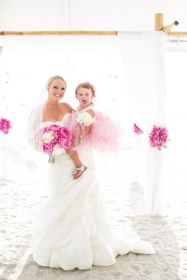 breezy-beach-wedding-in-turquoise-and