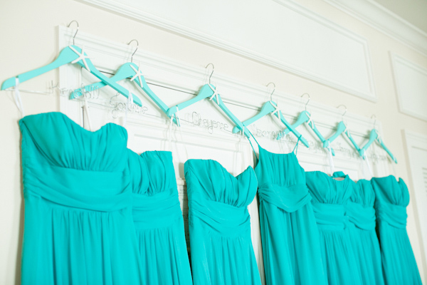 breezy-beach-wedding-in-turquoise-and