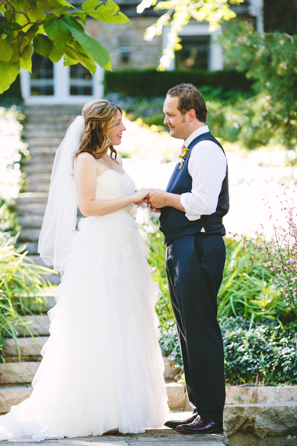 colorful-cape-cod-wedding
