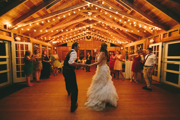 colorful-cape-cod-wedding