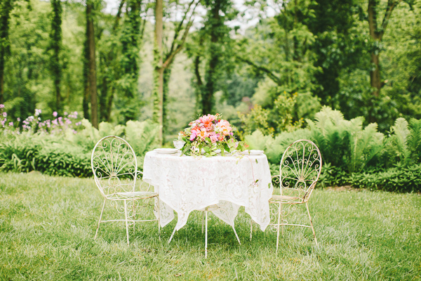 colorful-garden-wedding-ideas