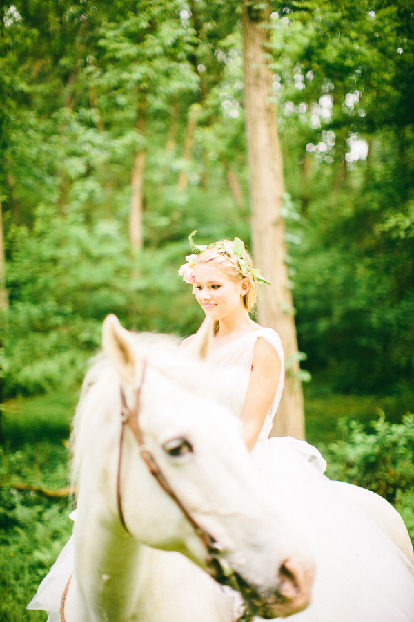 colorful-garden-wedding-ideas