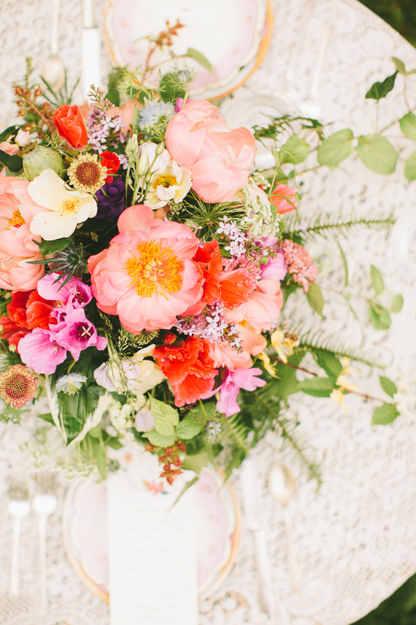 colorful-garden-wedding-ideas