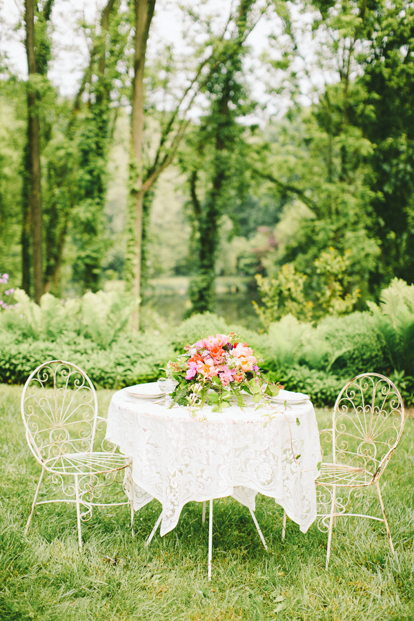 colorful-garden-wedding-ideas