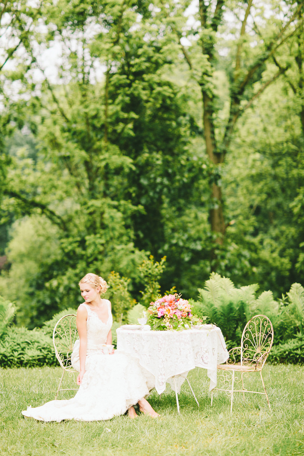 colorful-garden-wedding-ideas