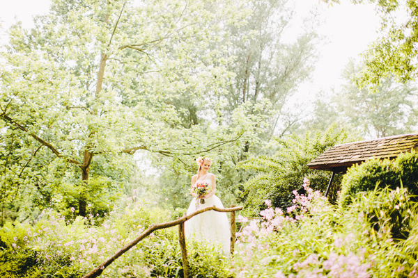 colorful-garden-wedding-ideas