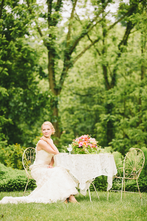 colorful-garden-wedding-ideas
