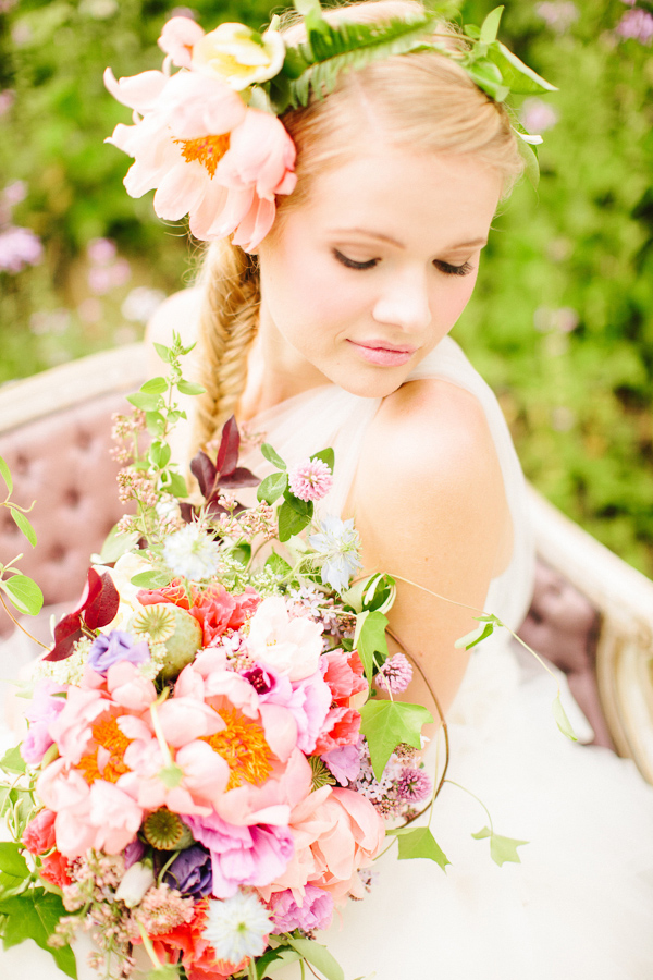 colorful-garden-wedding-ideas