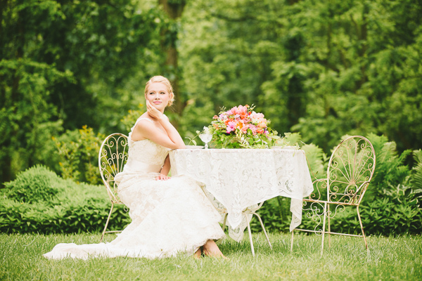 colorful-garden-wedding-ideas