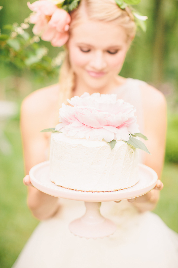 colorful-garden-wedding-ideas