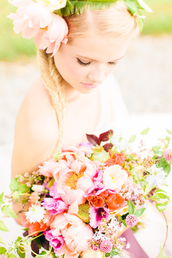 colorful-garden-wedding-ideas