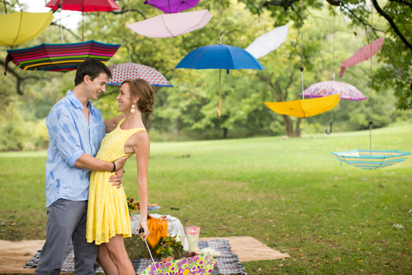 colorful-rainy-day-anniversary-session