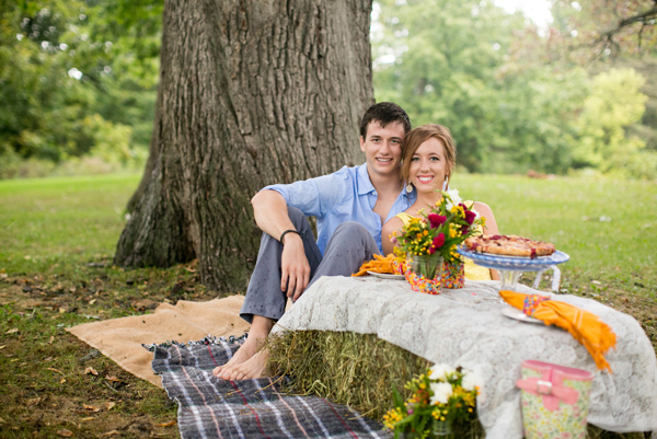 colorful-rainy-day-anniversary-session