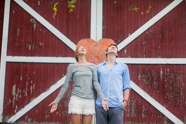 colorful-rainy-day-anniversary-session