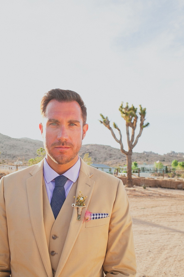 dusty-desert-wedding-at-rimrock-ranch