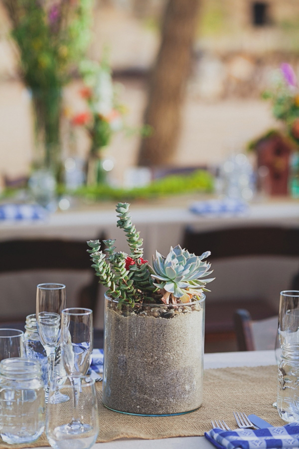 dusty-desert-wedding-at-rimrock-ranch