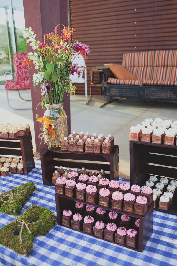 dusty-desert-wedding-at-rimrock-ranch